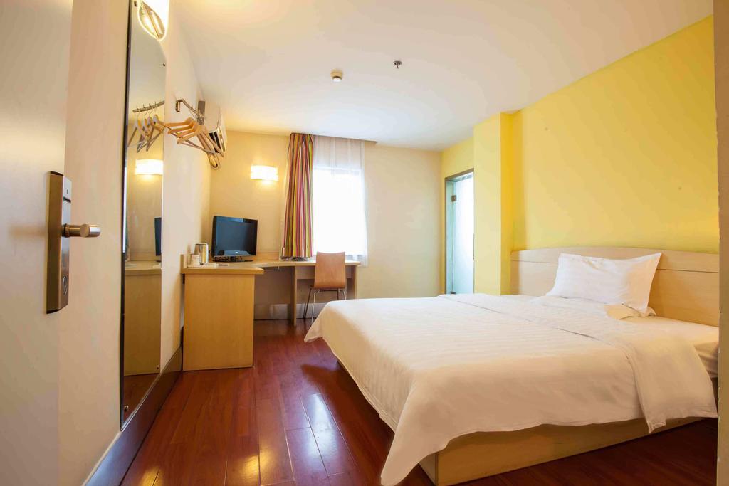 7Days Inn Dalian Wafangdian Railway Station חדר תמונה